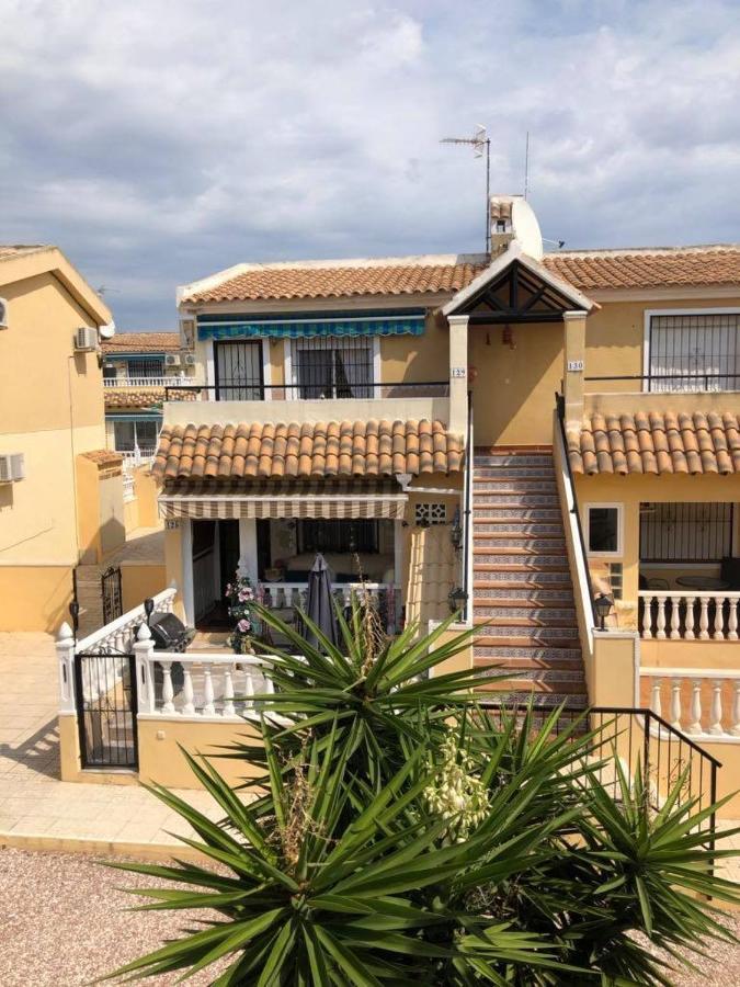 Apartment In Villamartin Exterior photo